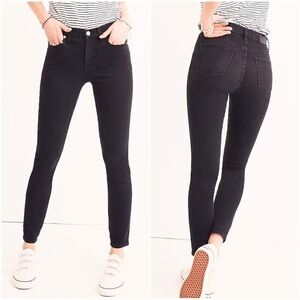 Madewell Petite 9" High-Rise Skinny Jeans in Lunar Wash